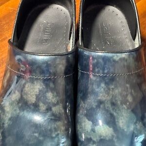 Sanita The Original Danish Clogs  Size 7 Blue